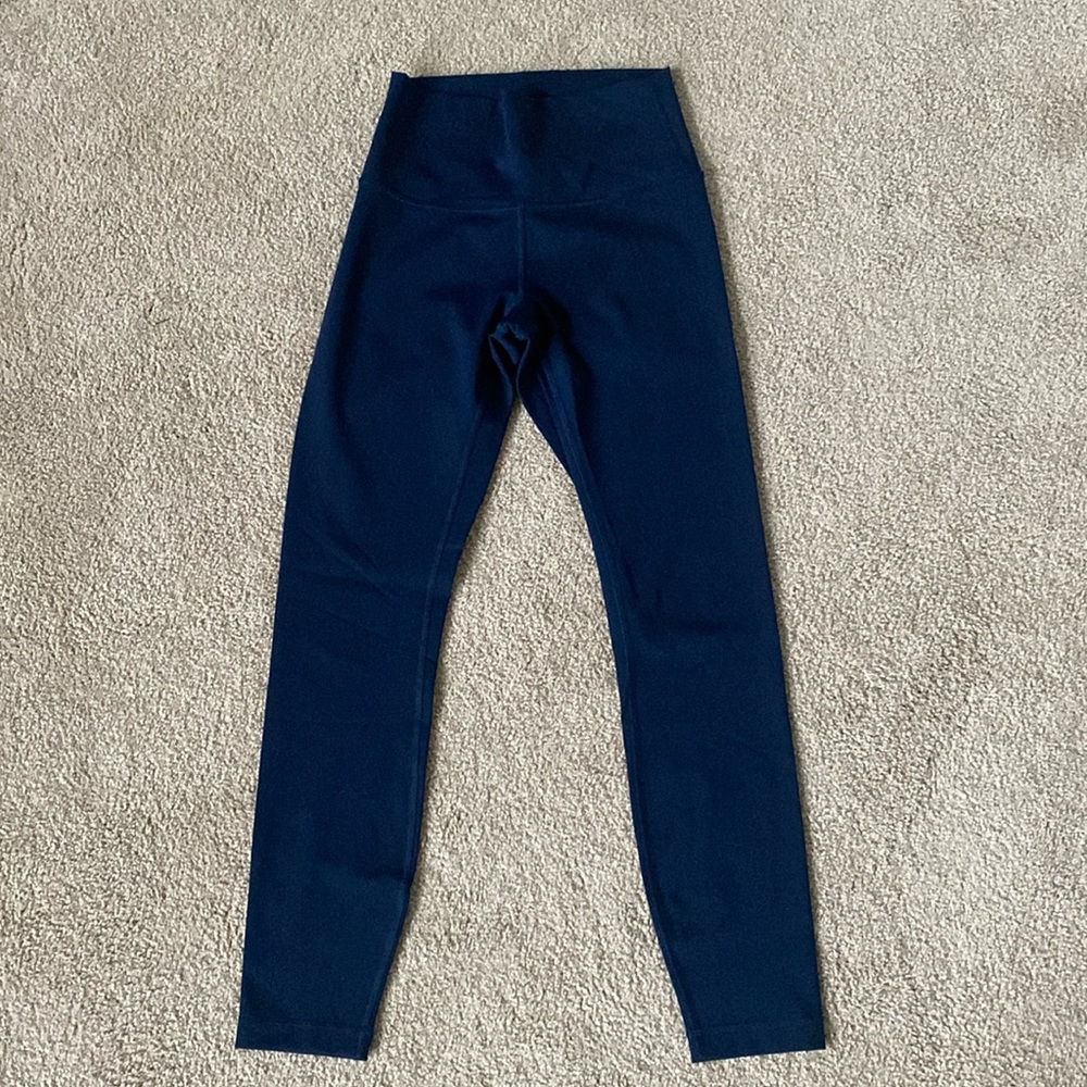 Lululemon wonder under navy leggings size 4